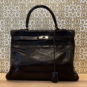 ROOTS rare leather handbag